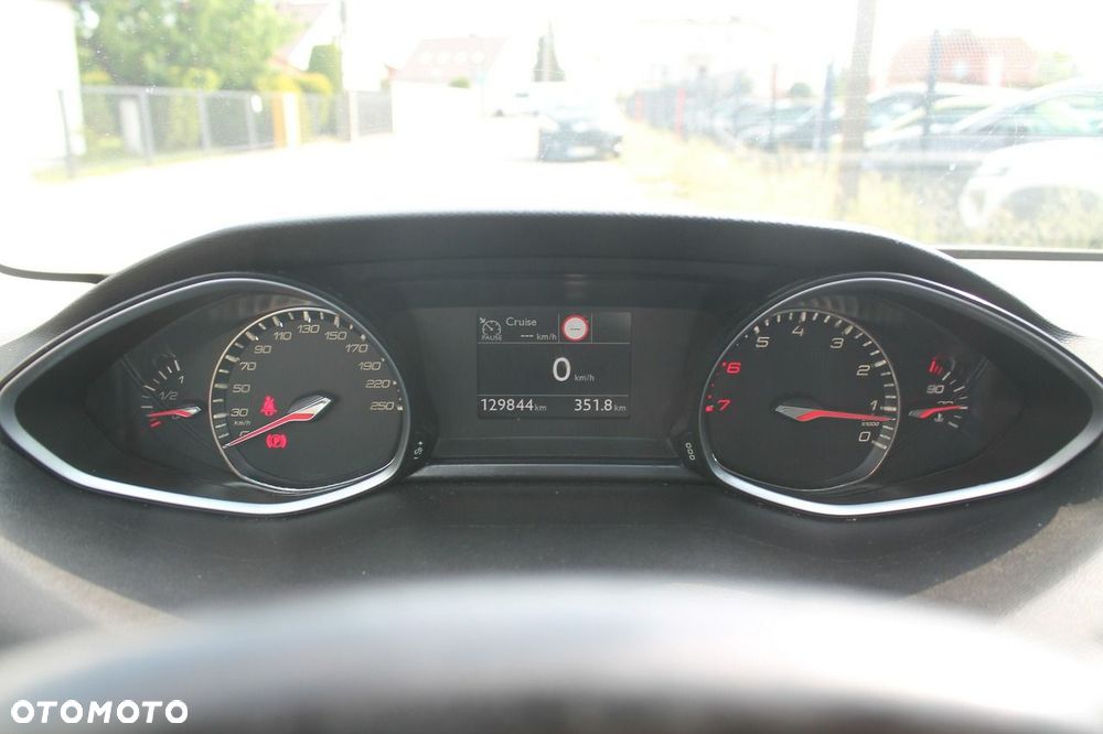 Peugeot 308 - 16