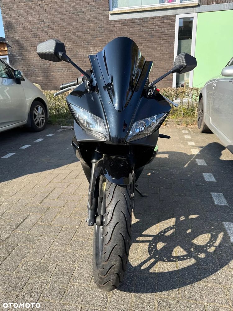 Yamaha YZF - 2