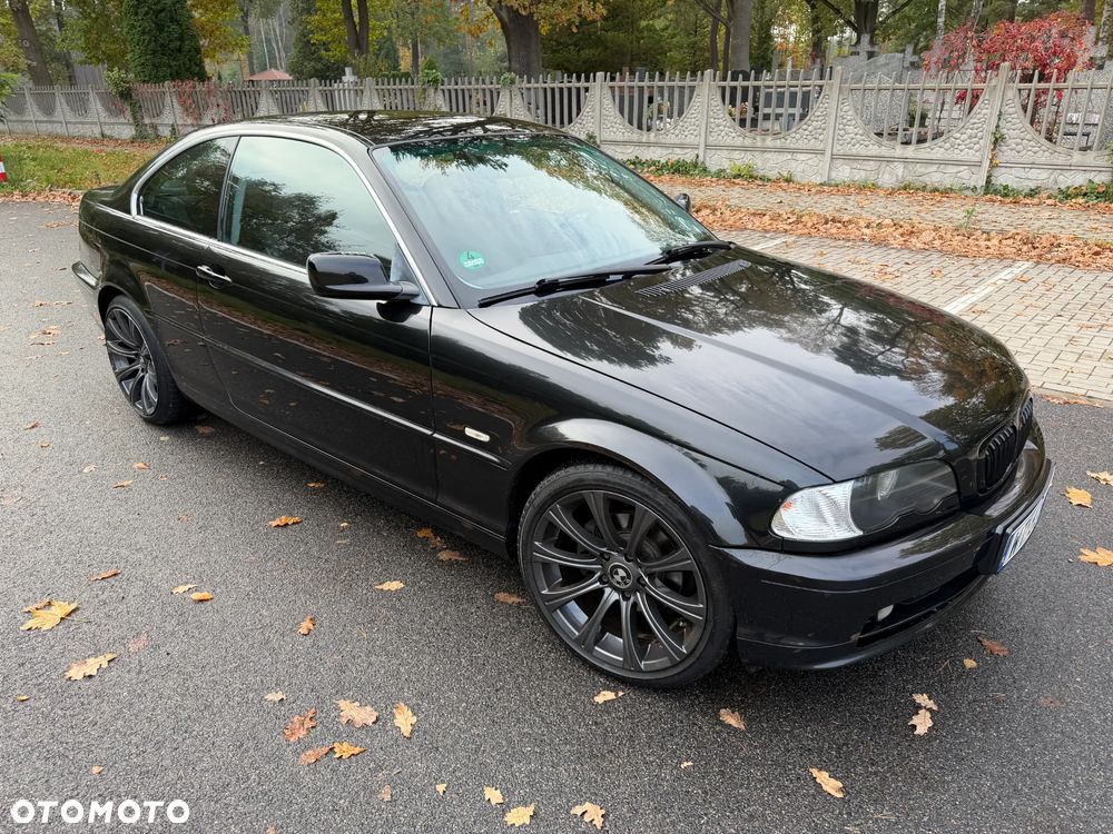 BMW Seria 3 2003 photo 3