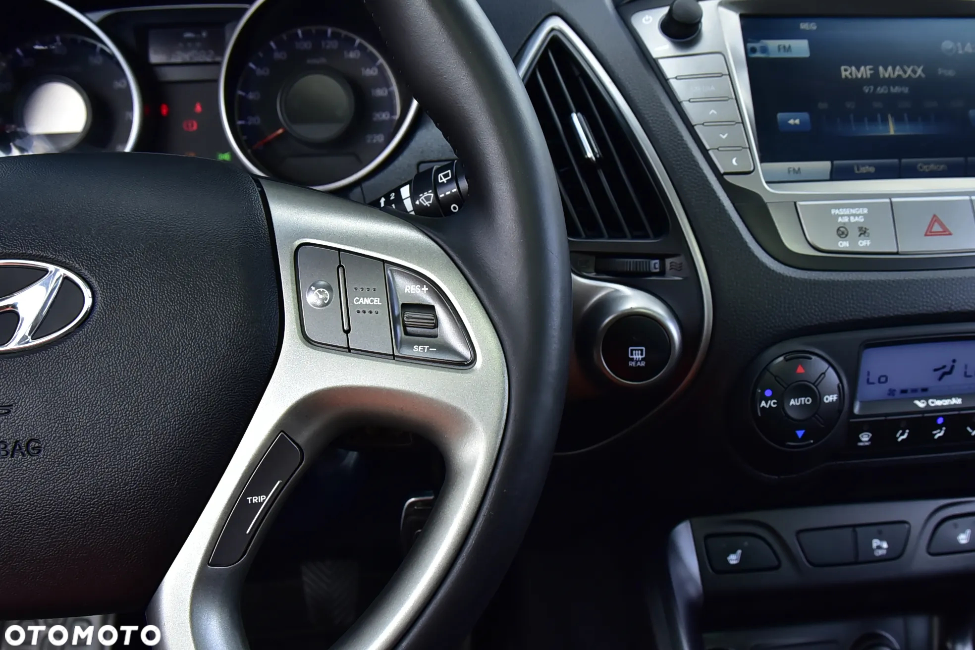 Hyundai ix35 1.6 GDI Premium 2WD - 19