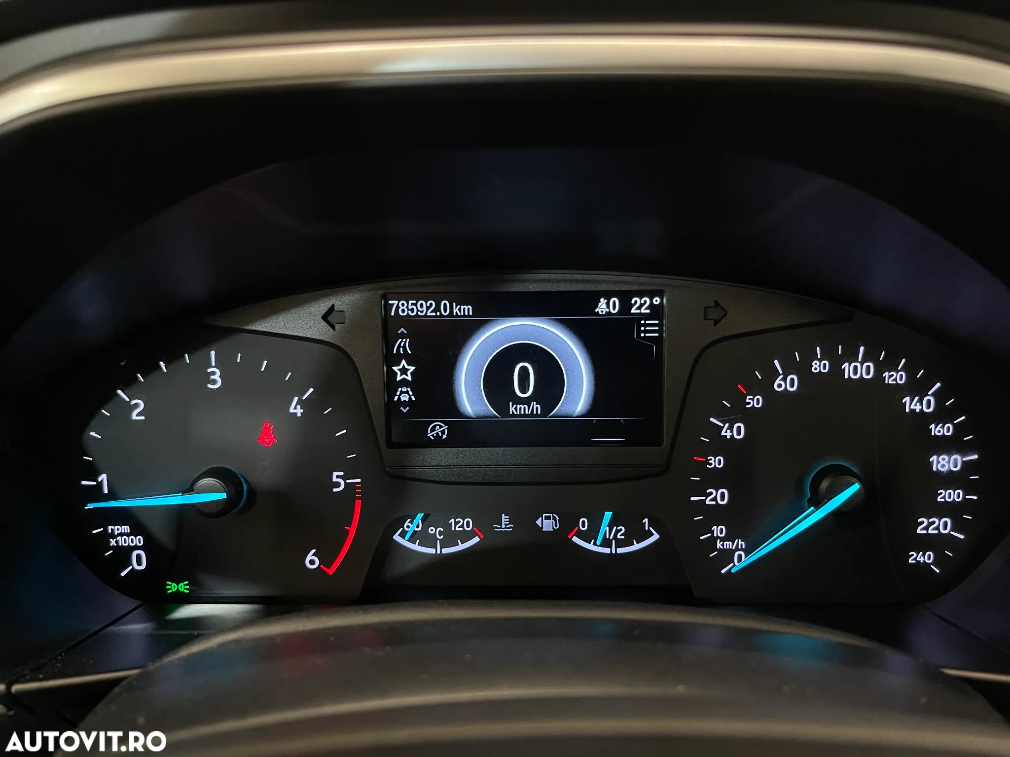 Ford Focus 1.5 EcoBlue Trend Edition - 27