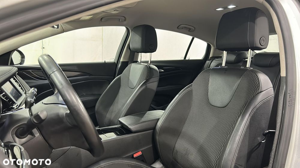 Opel Insignia 1.6 CDTI Innovation S&S - 11