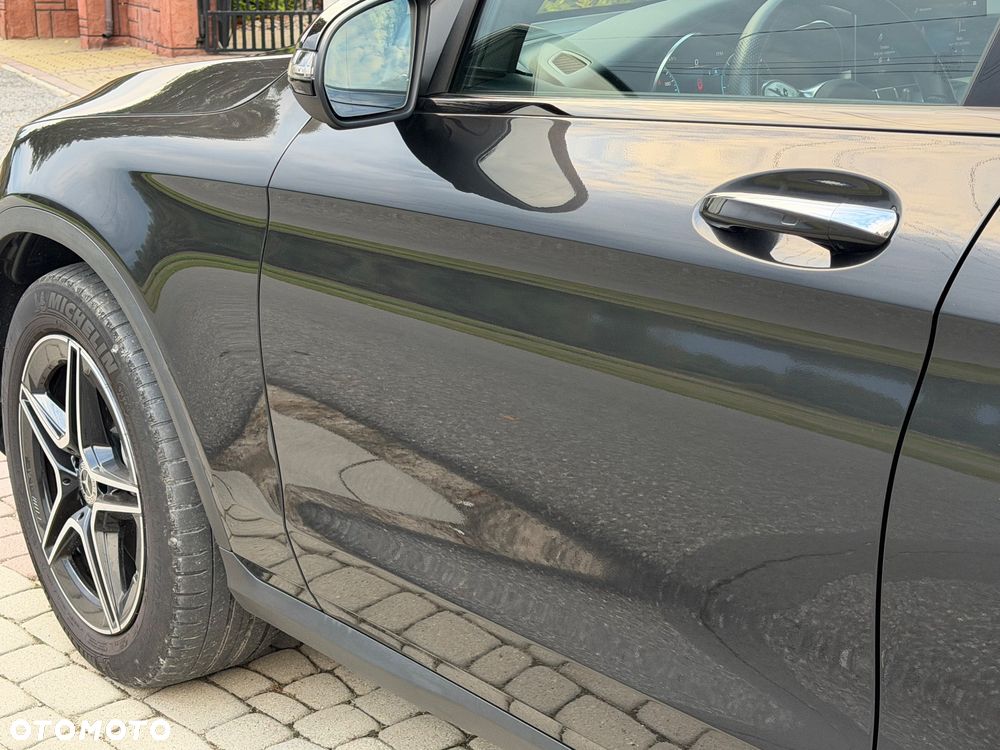 Mercedes-Benz GLC 220 d 4Matic 9G-TRONIC - 10