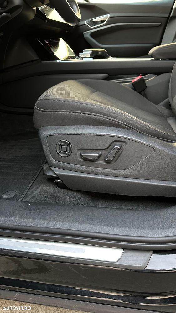 Audi e-tron 50 quattro - 17