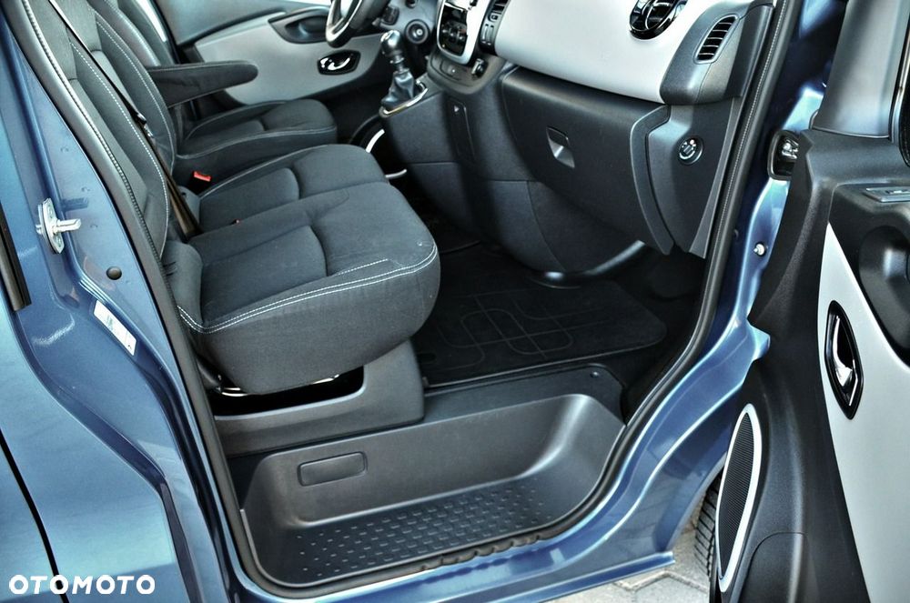 Renault Trafic - 22