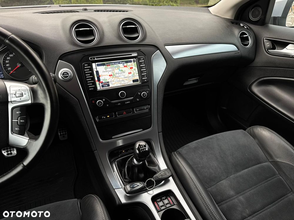Ford Mondeo 2.2 TDCi Titanium - 25