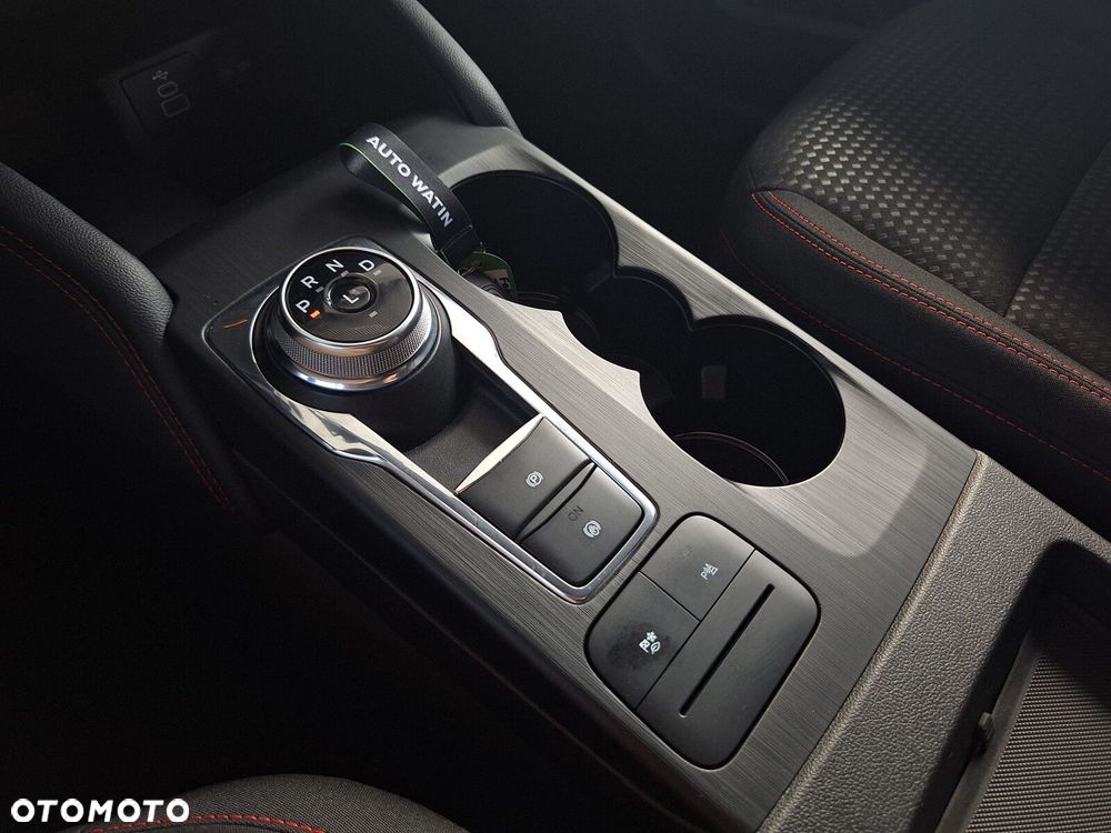 Ford Kuga 2.5 FHEV FWD ST-Line - 26