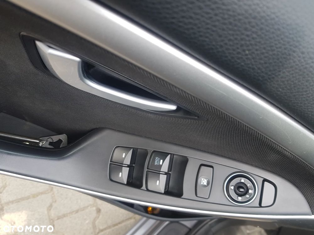 Hyundai i30 1.6 CRDi Classic - 3