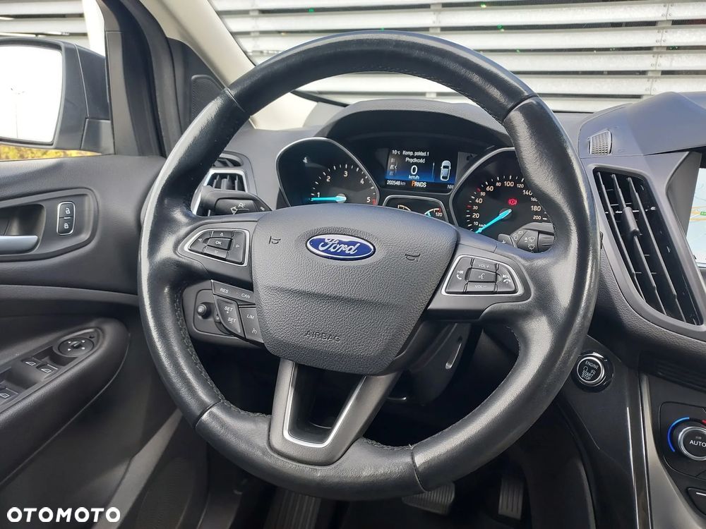 Ford Kuga 2.0 TDCi AWD Titanium - 35
