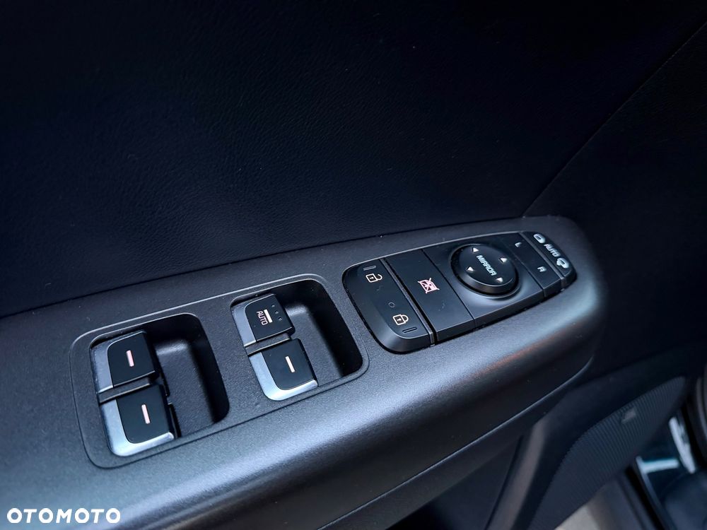 Kia Sportage 2,0 CRDI 2WD Vision - 13