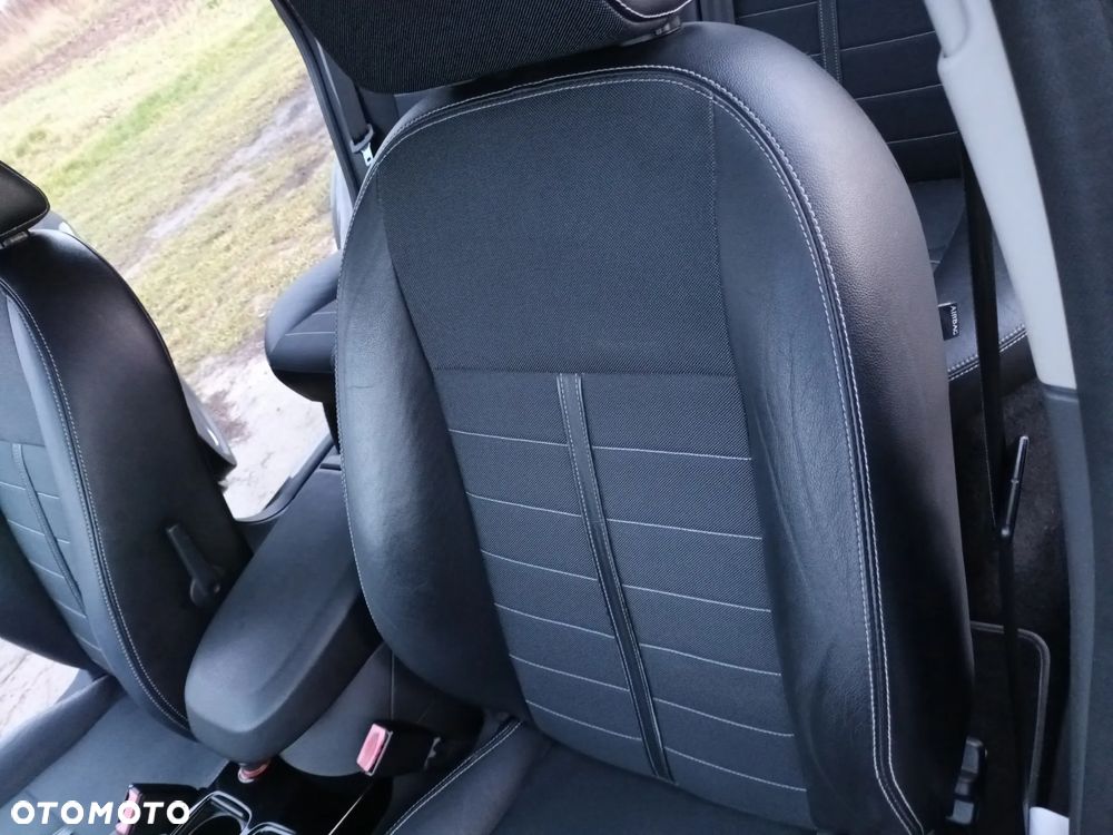 Ford Kuga 2.0 TDCi 4WD Titanium - 30