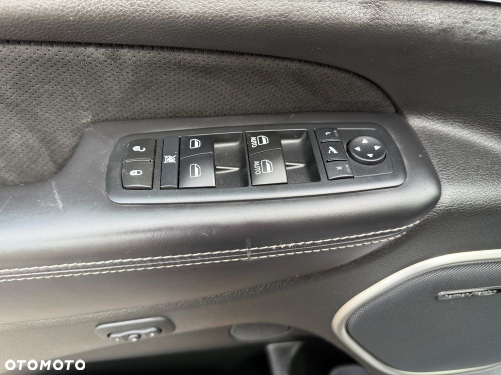Jeep Grand Cherokee 6.4 V8 SRT8 EU6 - 24