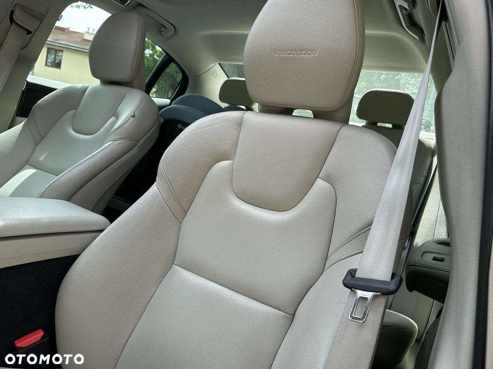 Volvo S60 - 24