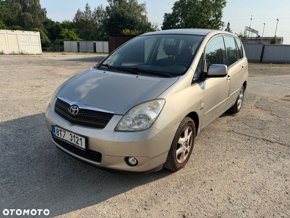 Toyota Corolla Verso 2.0 D-4D - 3