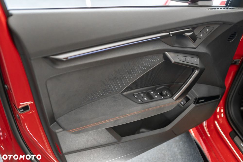 Audi RS3 Limousine TFSI Quattro S tronic - 15