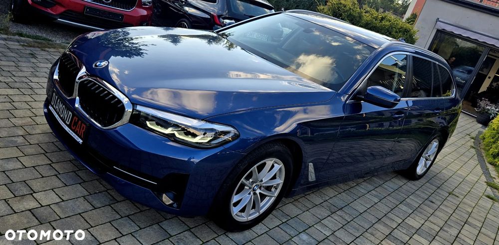 BMW Seria 5 520d Luxury Line - 2