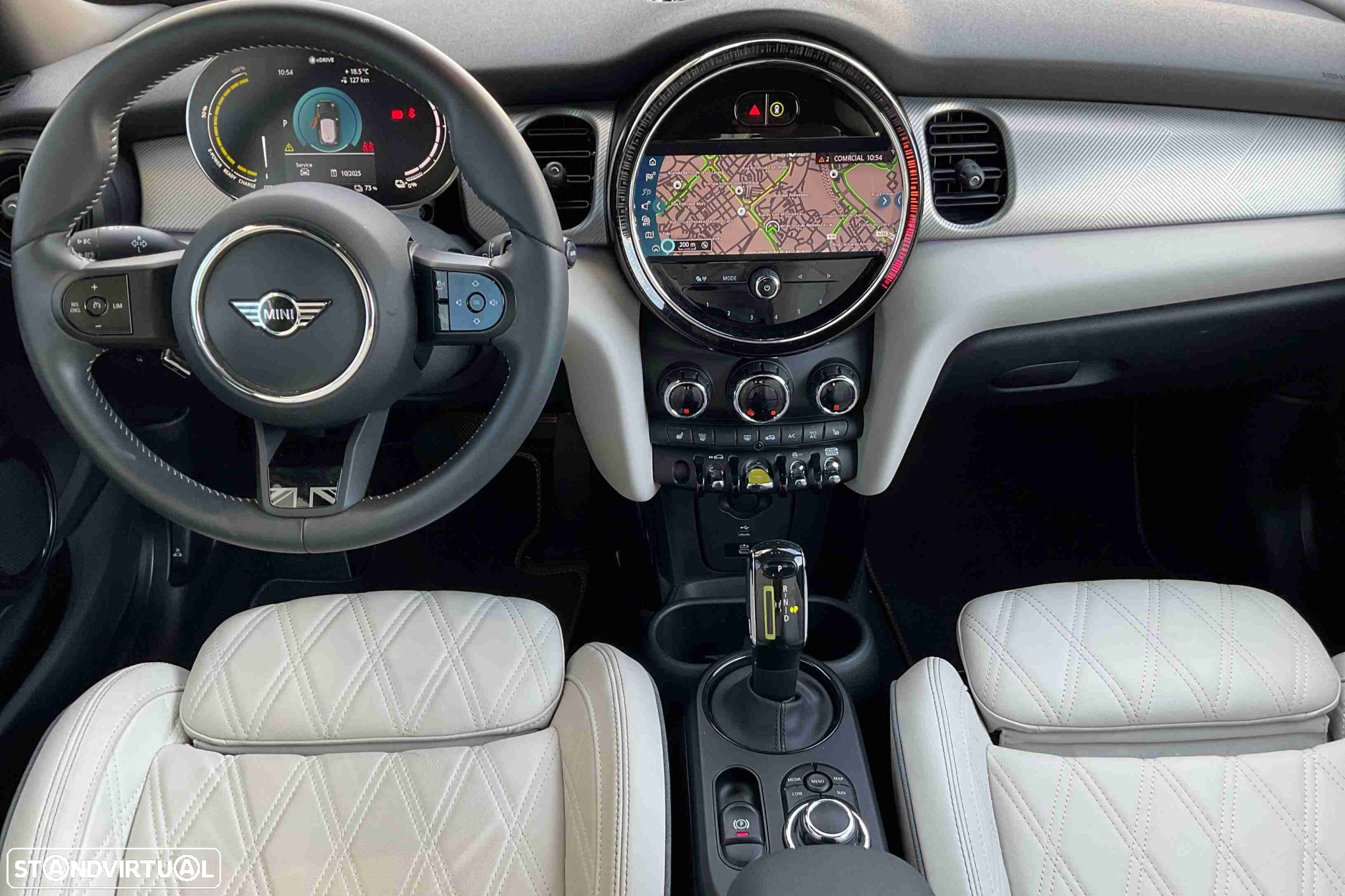 MINI 3 Portas Cooper SE Premium Extra Yours - 12