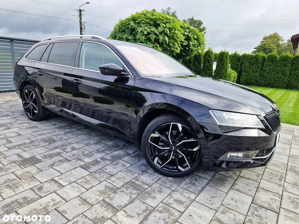 Skoda Superb Combi 2.0 TDI DSG Premium Edition - 13