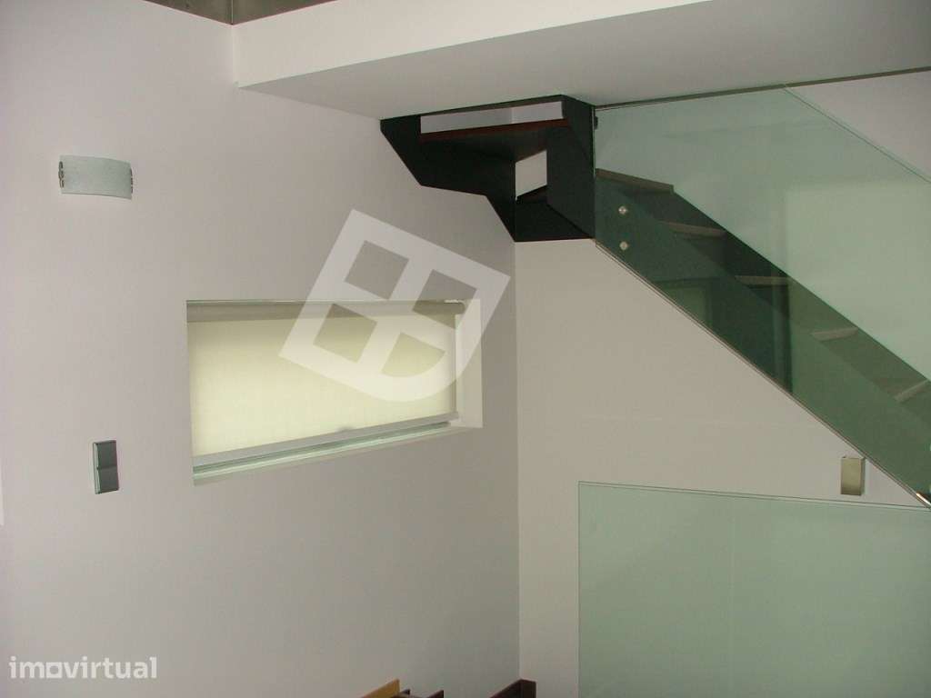T1 Duplex com garagem - Centro de Aveiro - Grande imagem: 5/10