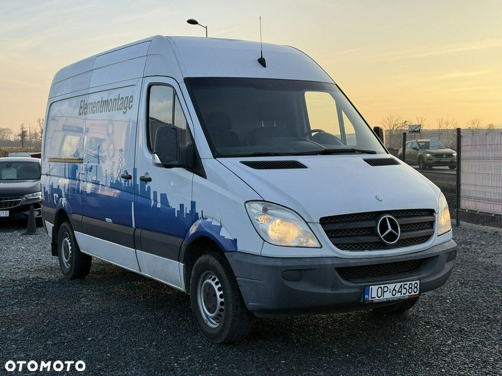 Mercedes-Benz Sprinter - 3