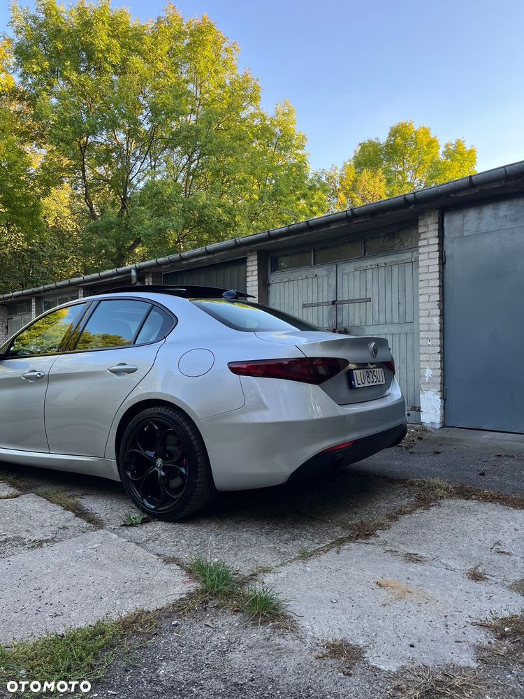 Alfa Romeo Giulia - 6