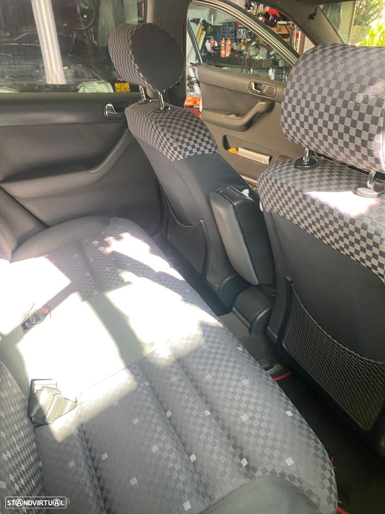 Audi A3 1.9 TDI Sport - 7