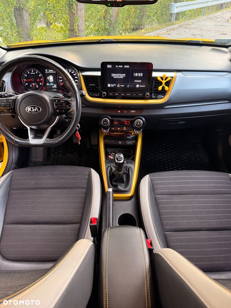 Kia Stonic 1.0 T-GDI MHEV L - 4