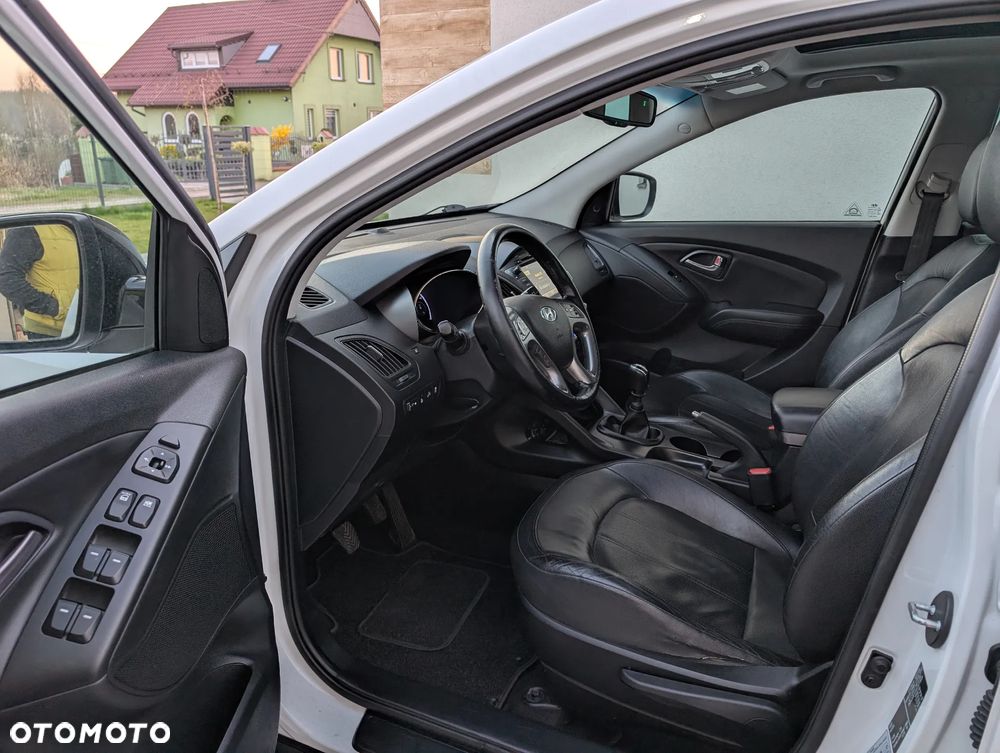 Hyundai ix35 1.7 CRDi Premium 2WD - 23