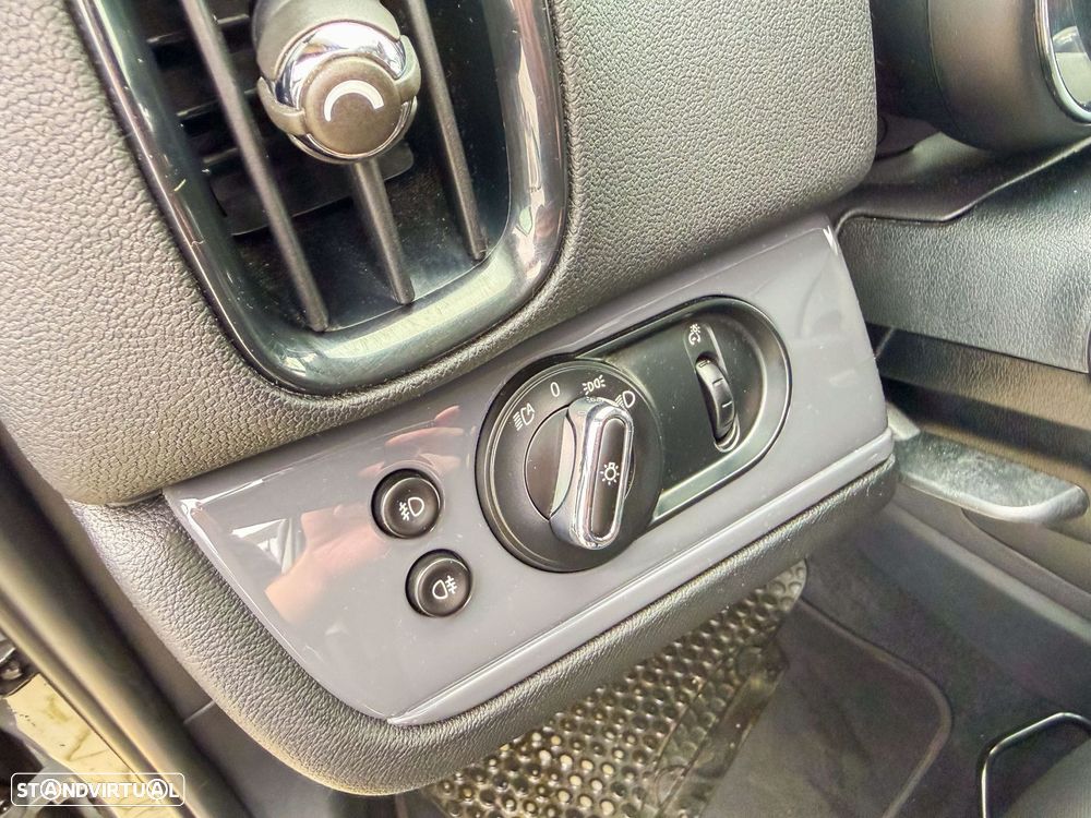 MINI Countryman Cooper D Auto - 16
