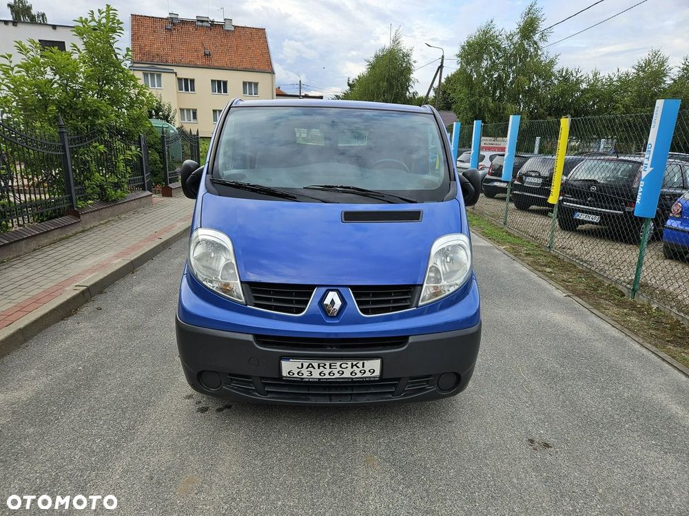 Renault Trafic - 2