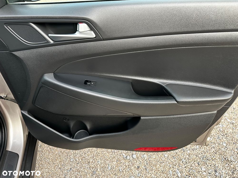 Hyundai Tucson 1.7 CRDI BlueDrive Premium 2WD DCT - 39