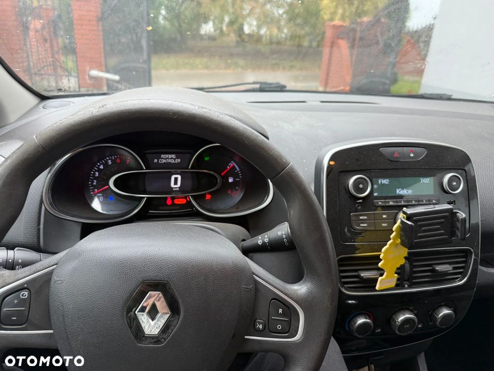 Renault Clio - 13