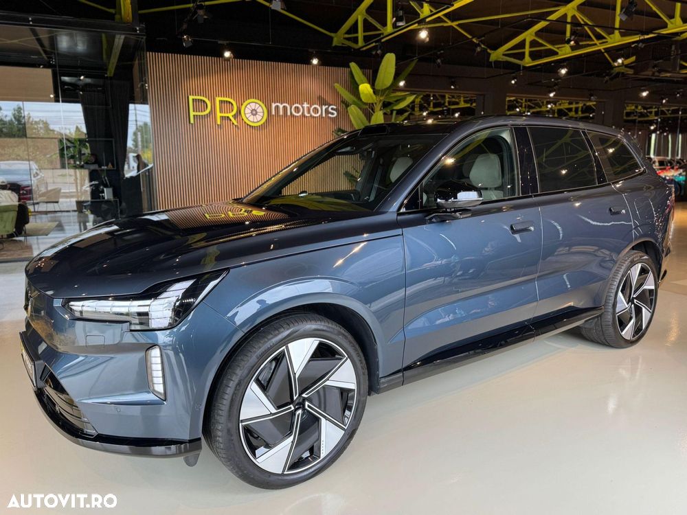 Volvo EX90 - 3