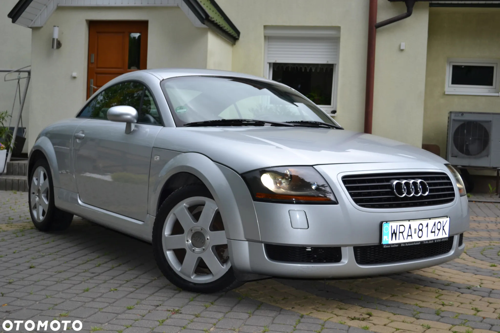 Audi TT Coupe 1.8T - 8