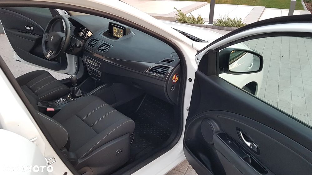 Renault Megane 1.6 16V Style Edition - 8