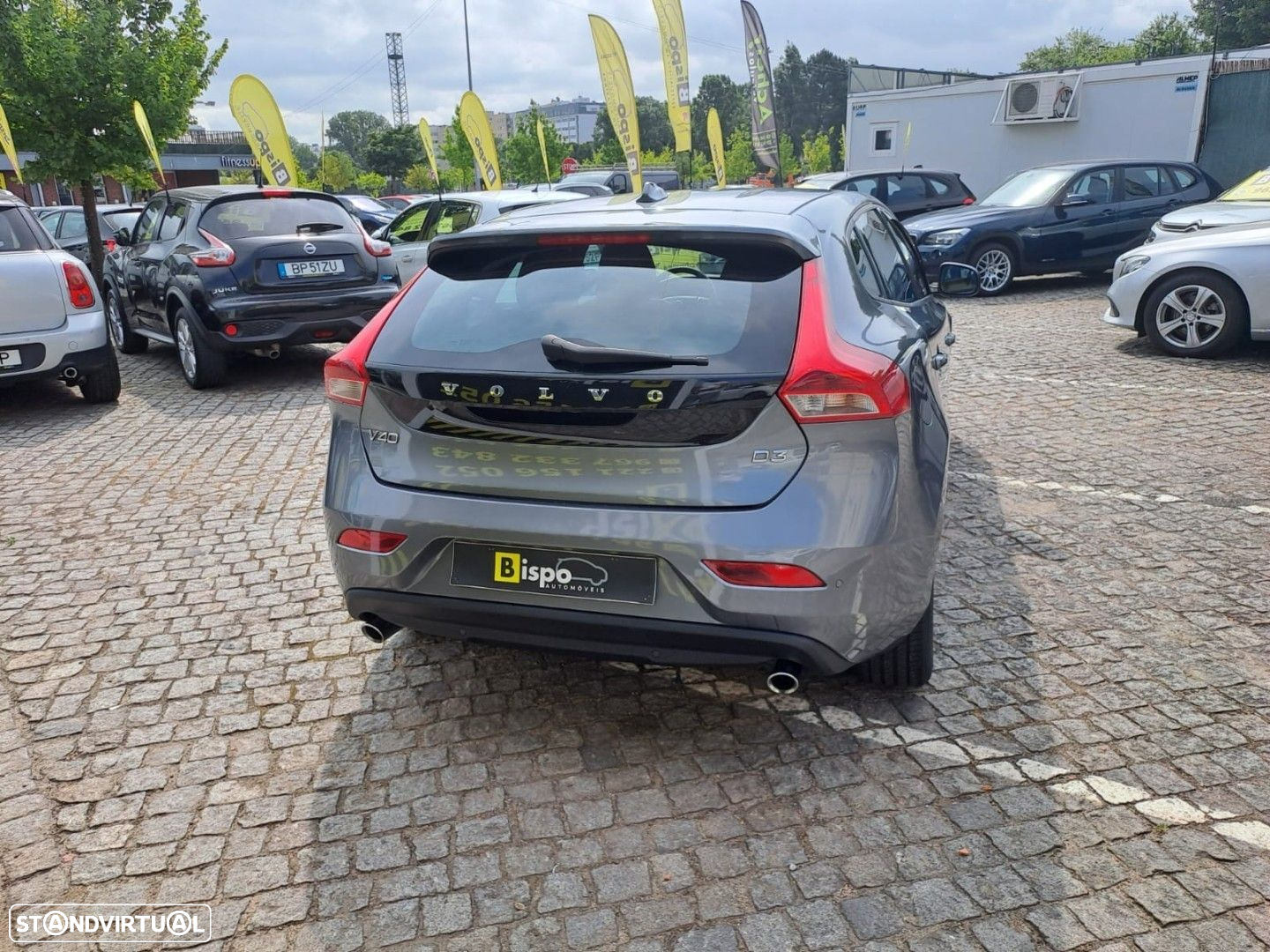 Volvo V40 2.0 D3 Momentum - 9