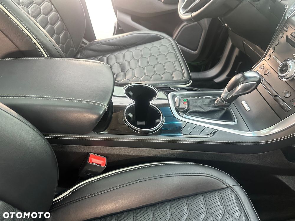 Ford Edge 2.0 TDCi Bi-Turbo 4x4 Vignale - 7