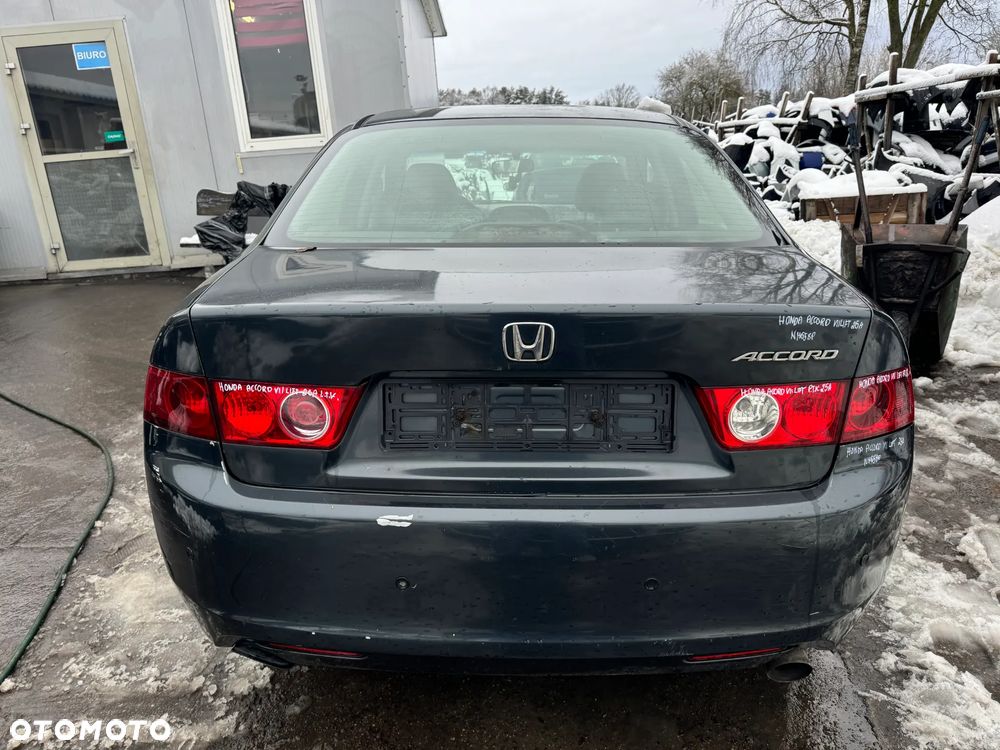 HONDA ACCORD VII LAMPA PRAWY TYŁ PRAWA TYLNA Z BŁOTNIKA BŁOTNIK SEDAN - 15