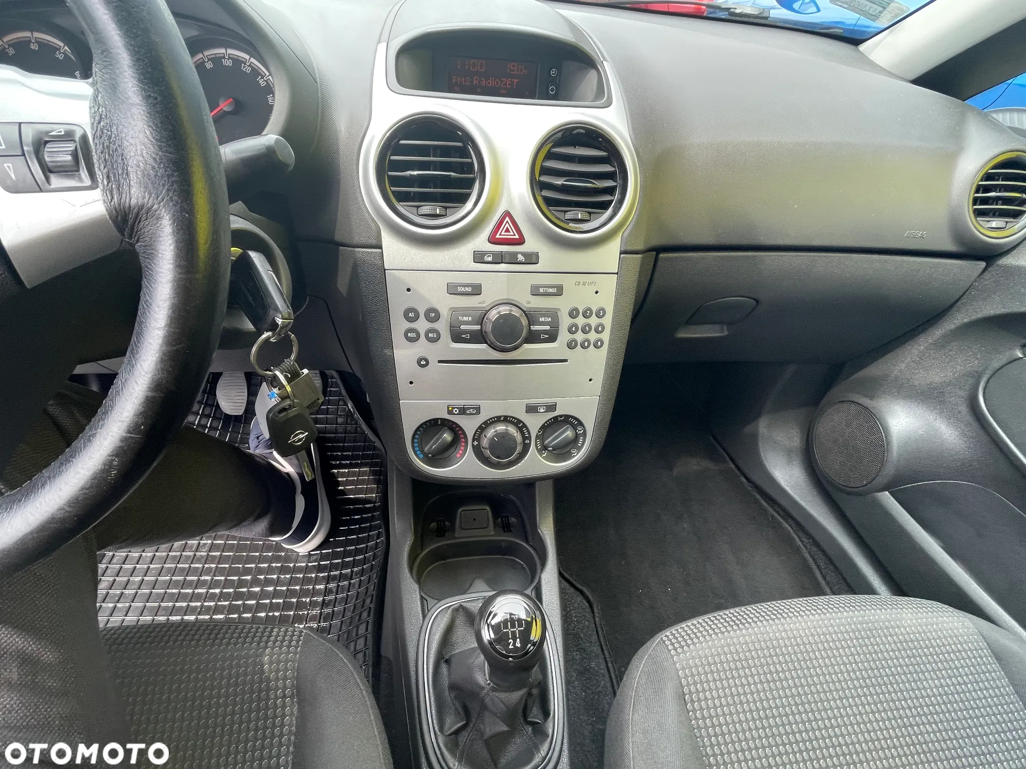 Opel Corsa - 8