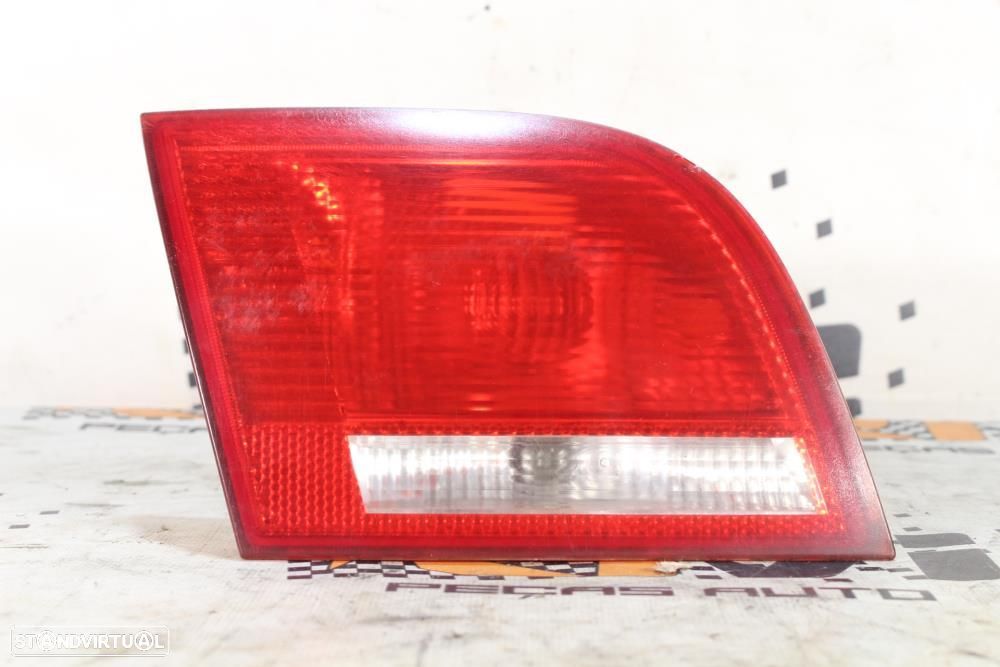 Farolim Esquerdo Audi A3 Sportback (8Pa)  8P4945093b / Chassi Condutor - 1