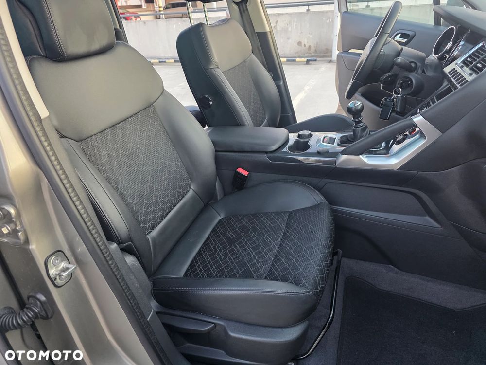 Peugeot 3008 HDi FAP 150 Allure - 20