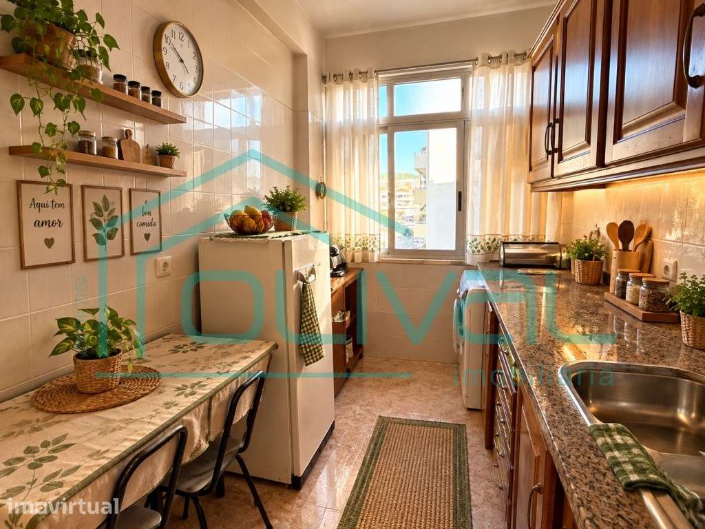 Apartamento T2 para recuperar - Grande imagem: 4/18