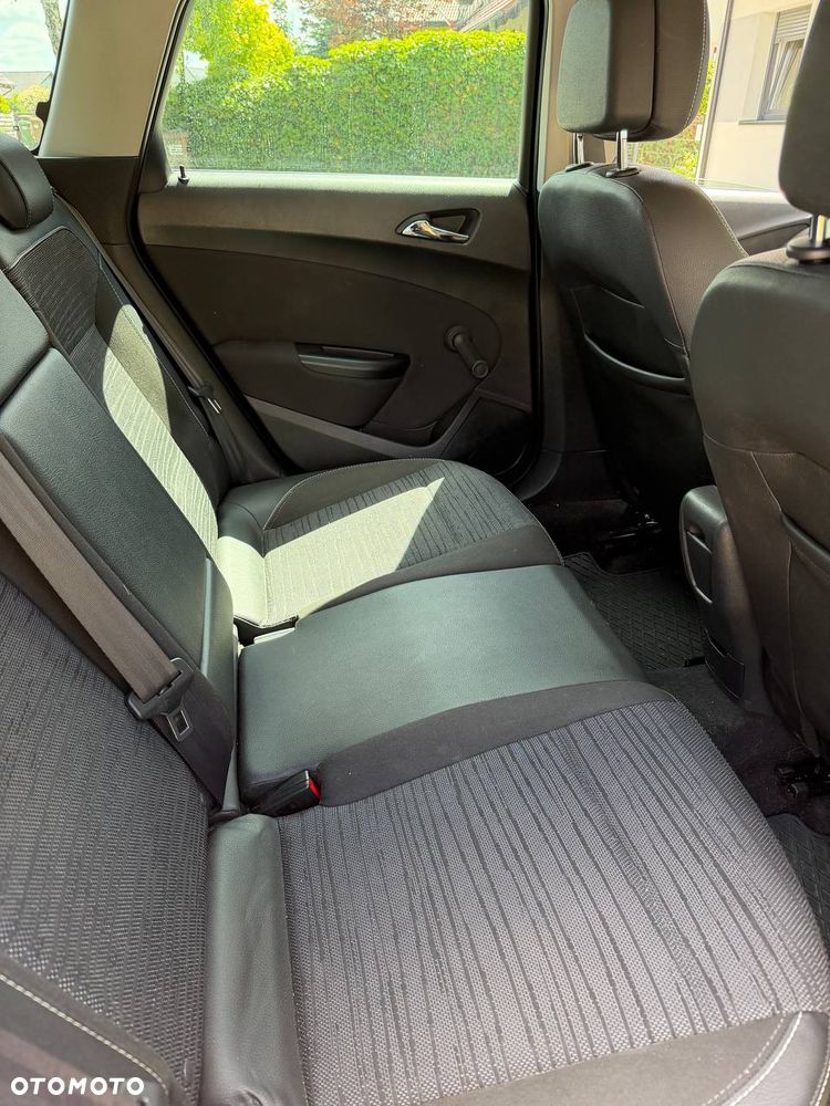 Opel Astra 1.6 CDTI Essentia - 7