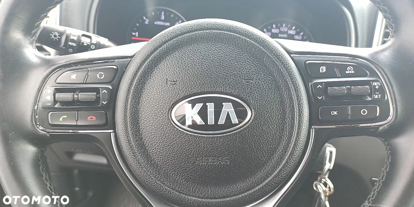 Kia Sportage 1.7 CRDI 2WD Dream-Team Edition - 21