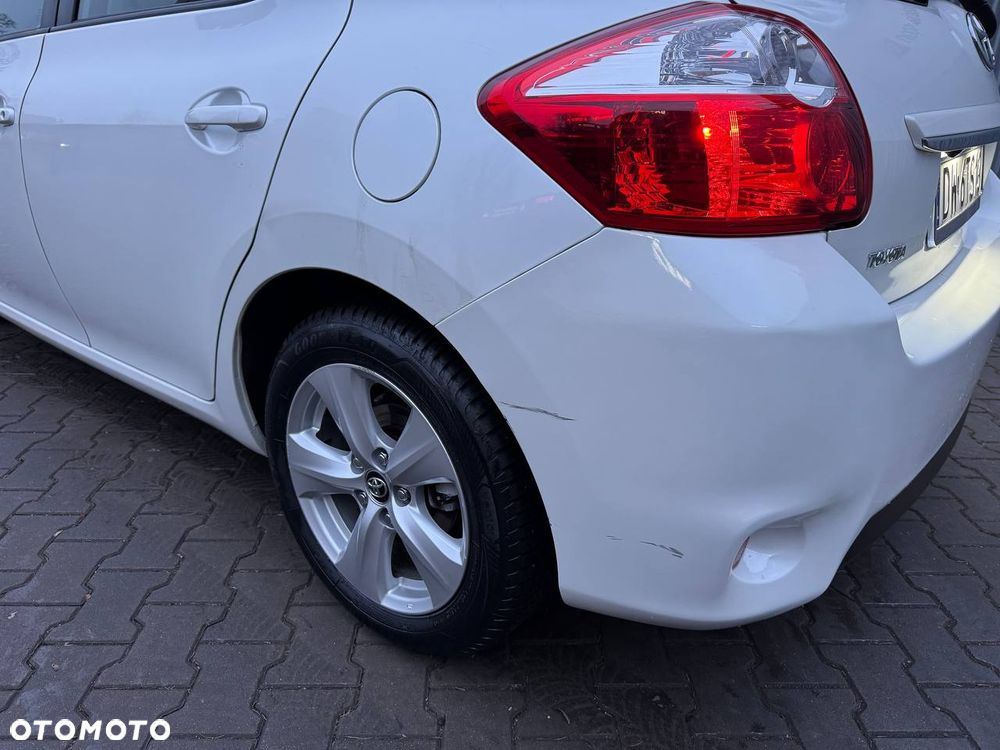 Toyota Auris - 12