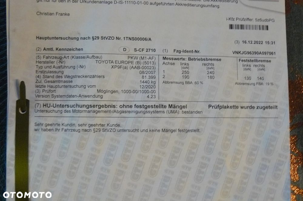 Toyota Yaris - 32