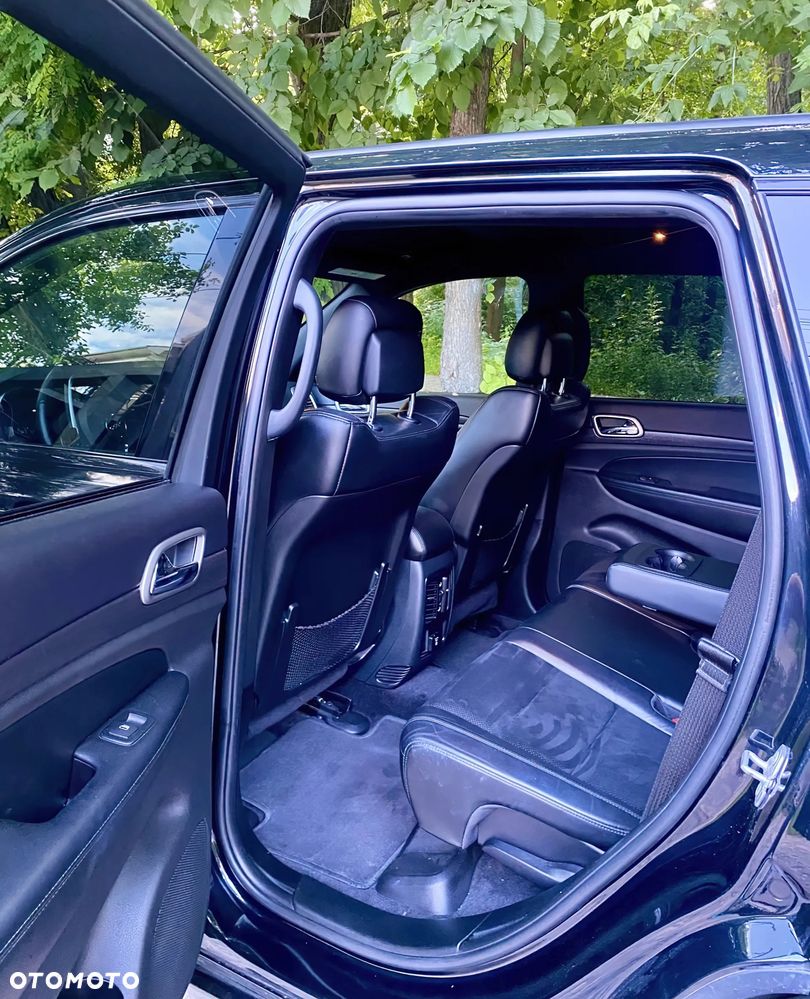 Jeep Grand Cherokee - 9