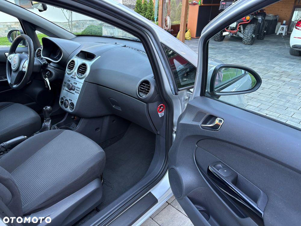 Opel Corsa - 7