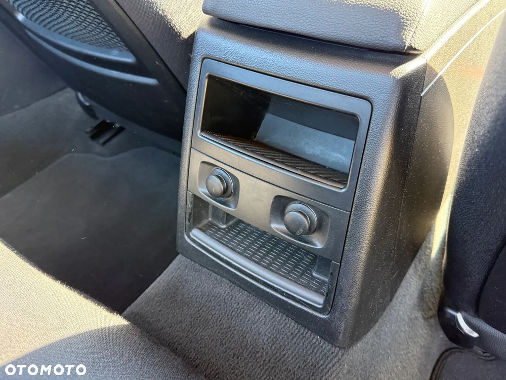 BMW Seria 3 - 15