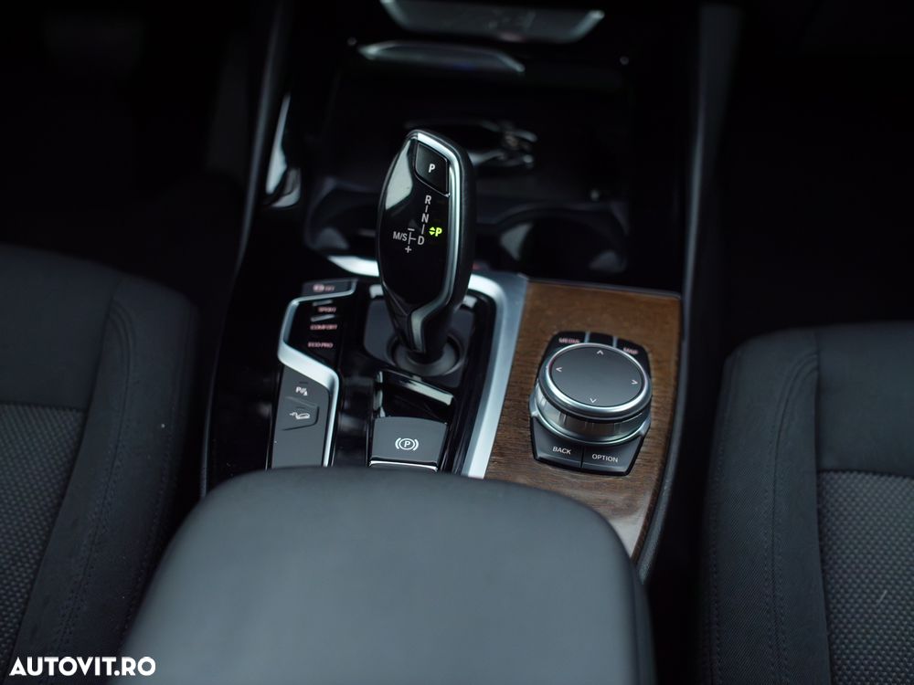 BMW X3 xDrive20d AT Advantage - 28